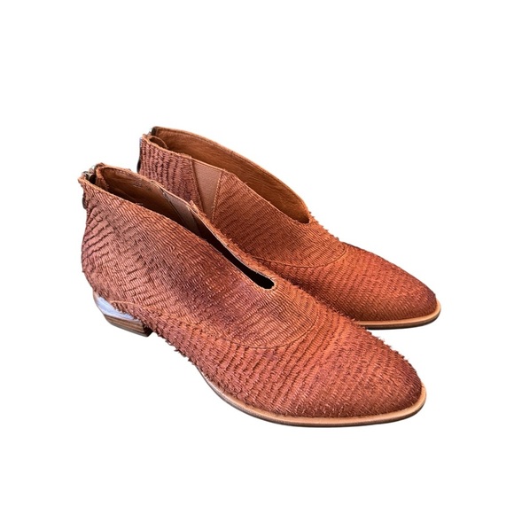Antelope Women's Lena Leather Heel Boots - Picture 1 of 7